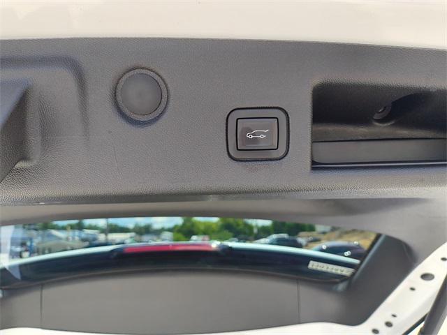 used 2023 Chevrolet Equinox car, priced at $22,190