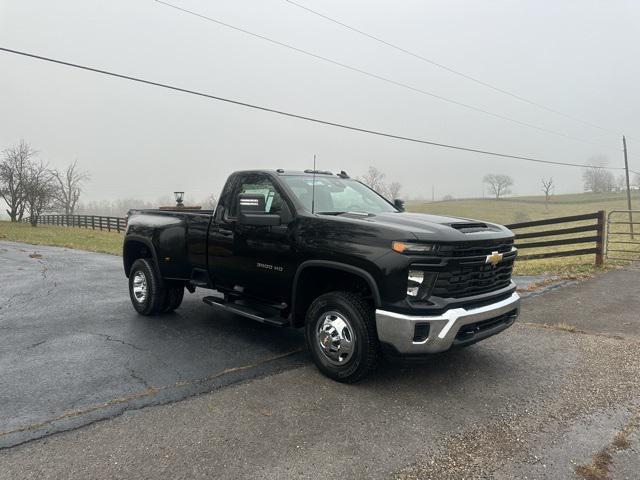 new 2025 Chevrolet Silverado 3500 car, priced at $62,000