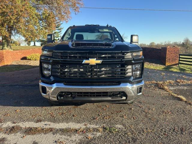 new 2025 Chevrolet Silverado 3500 car, priced at $62,000