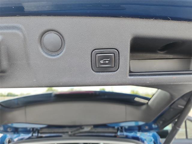 used 2019 Chevrolet Equinox car, priced at $10,986