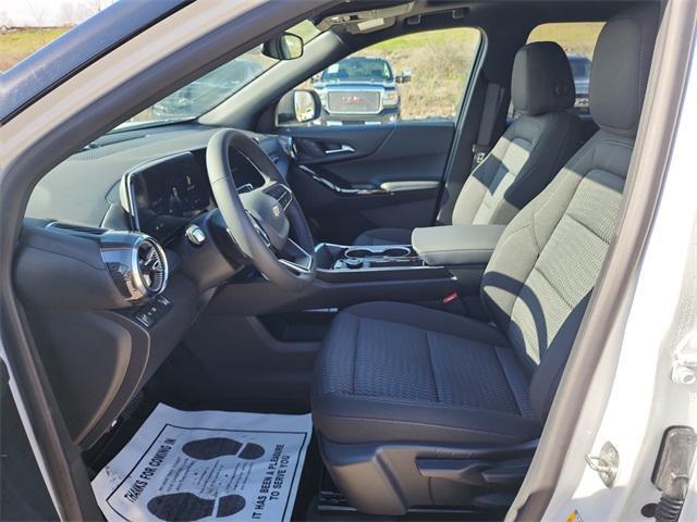 new 2026 Chevrolet Equinox car, priced at $32,934