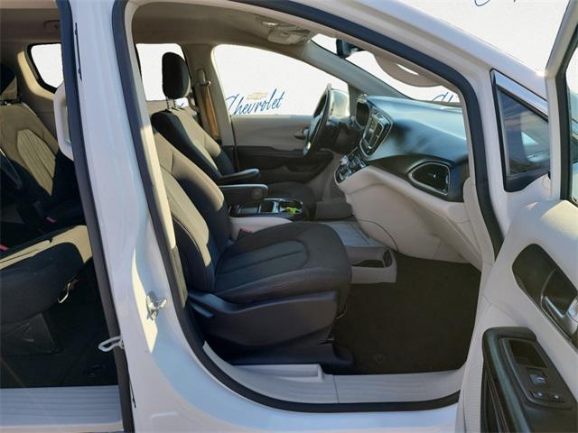 used 2020 Chrysler Pacifica car, priced at $14,486