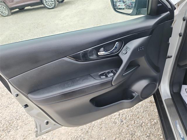 used 2019 Nissan Rogue car, priced at $19,468