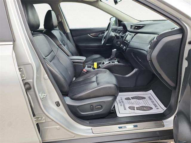 used 2019 Nissan Rogue car, priced at $19,468