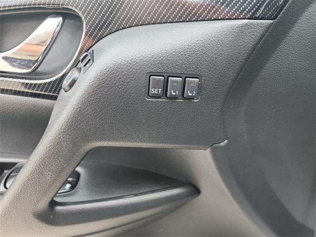 used 2019 Nissan Rogue car, priced at $19,468
