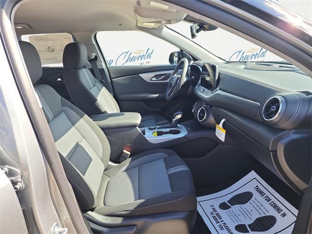 new 2025 Chevrolet Blazer car, priced at $33,700