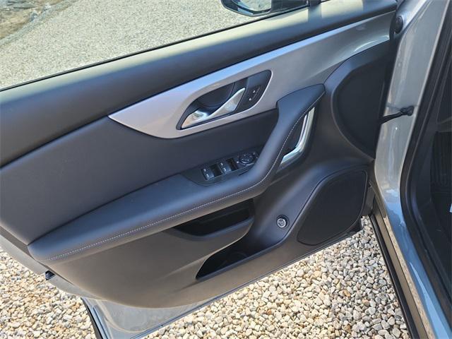 new 2025 Chevrolet Blazer car, priced at $33,700