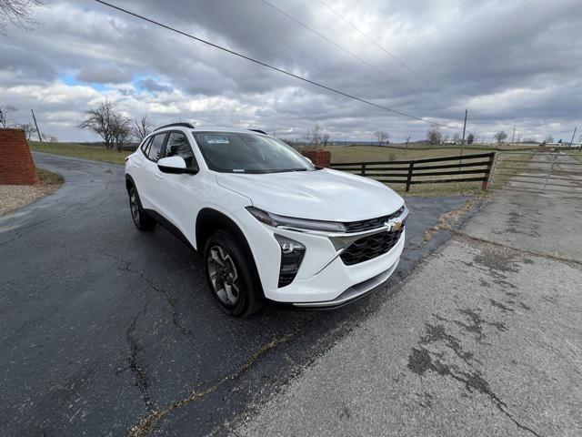 new 2025 Chevrolet Trax car, priced at $23,700