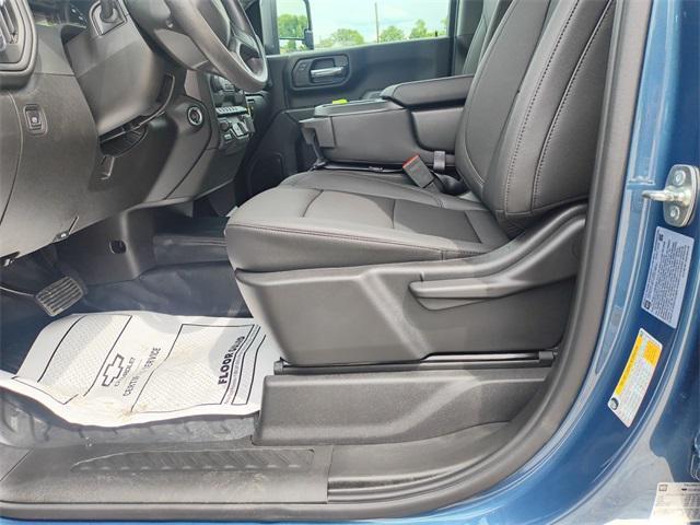 new 2025 Chevrolet Silverado 3500 car, priced at $69,425