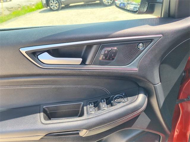 used 2024 Ford Edge car, priced at $32,700