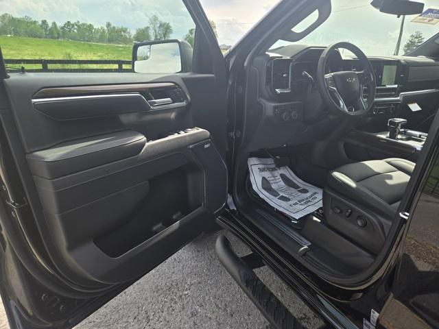 new 2025 Chevrolet Silverado 1500 car, priced at $62,518