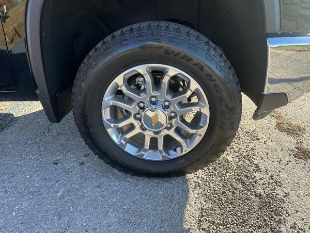 new 2024 Chevrolet Silverado 2500 car, priced at $74,500