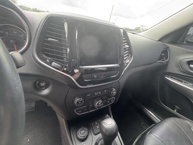 used 2019 Jeep Cherokee car, priced at $21,950