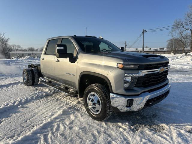 new 2025 Chevrolet Silverado 3500 car, priced at $67,844