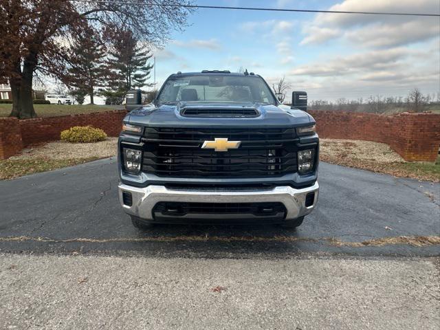 new 2025 Chevrolet Silverado 3500 car, priced at $62,000