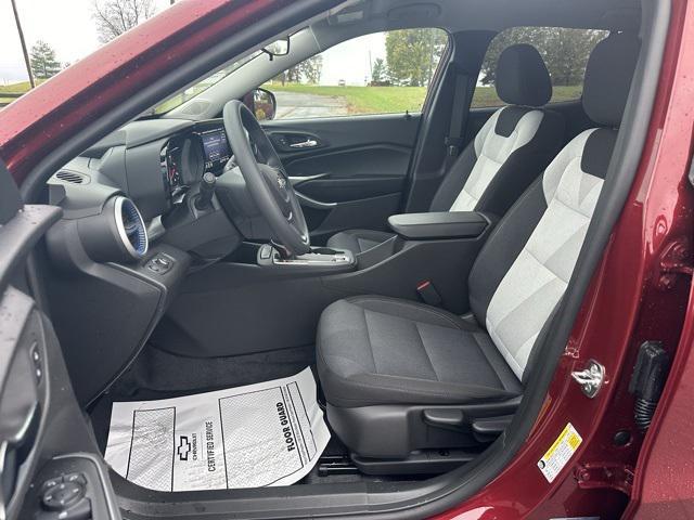 new 2025 Chevrolet Trax car, priced at $22,300