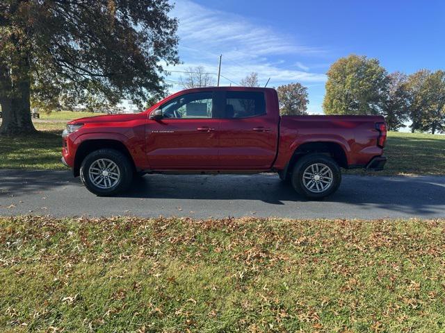 new 2024 Chevrolet Colorado car, priced at $32,500