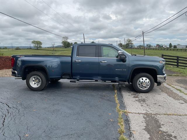 new 2025 Chevrolet Silverado 3500 car, priced at $81,800