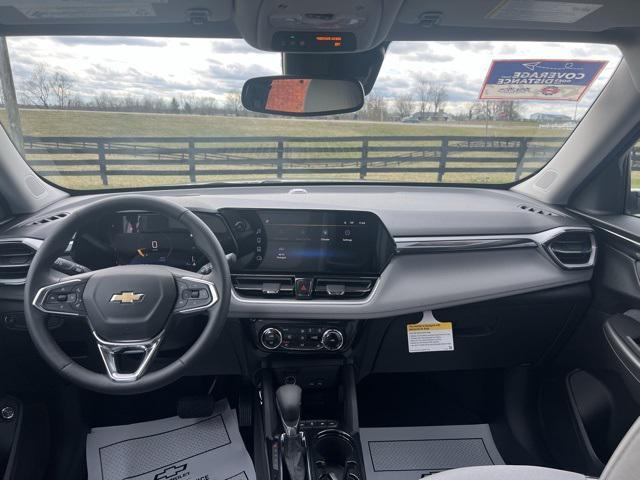 new 2025 Chevrolet TrailBlazer car, priced at $29,300