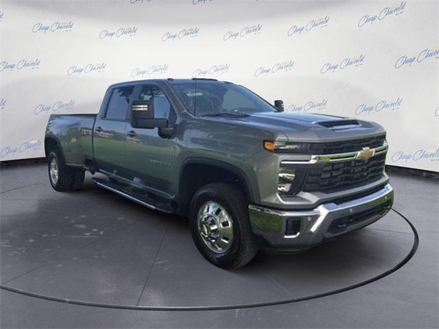 new 2025 Chevrolet Silverado 3500 car, priced at $75,000