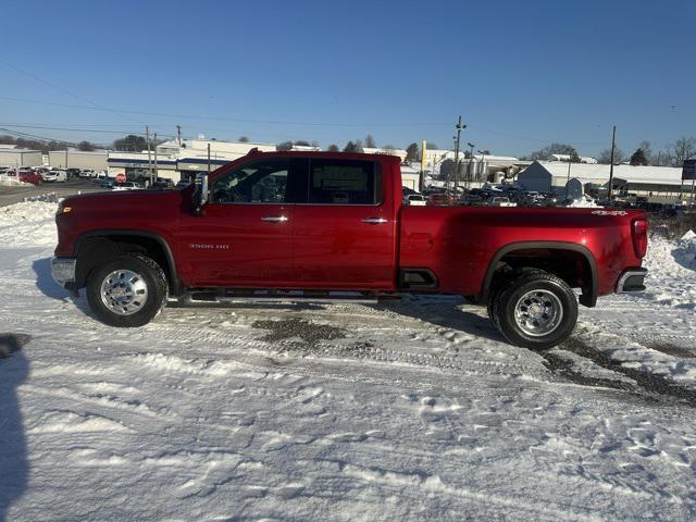 new 2025 Chevrolet Silverado 3500 car, priced at $80,700