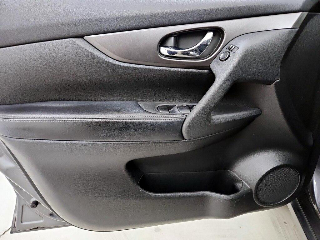 used 2015 Nissan Rogue car, priced at $11,599