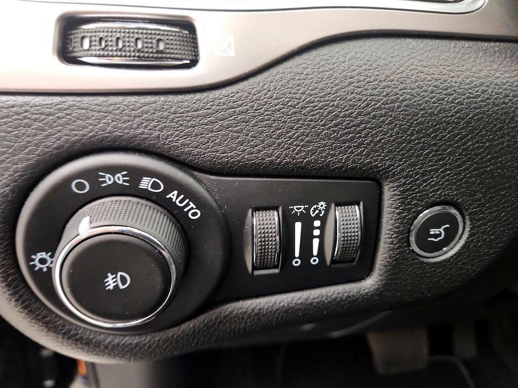 used 2021 Jeep Cherokee car, priced at $22,998
