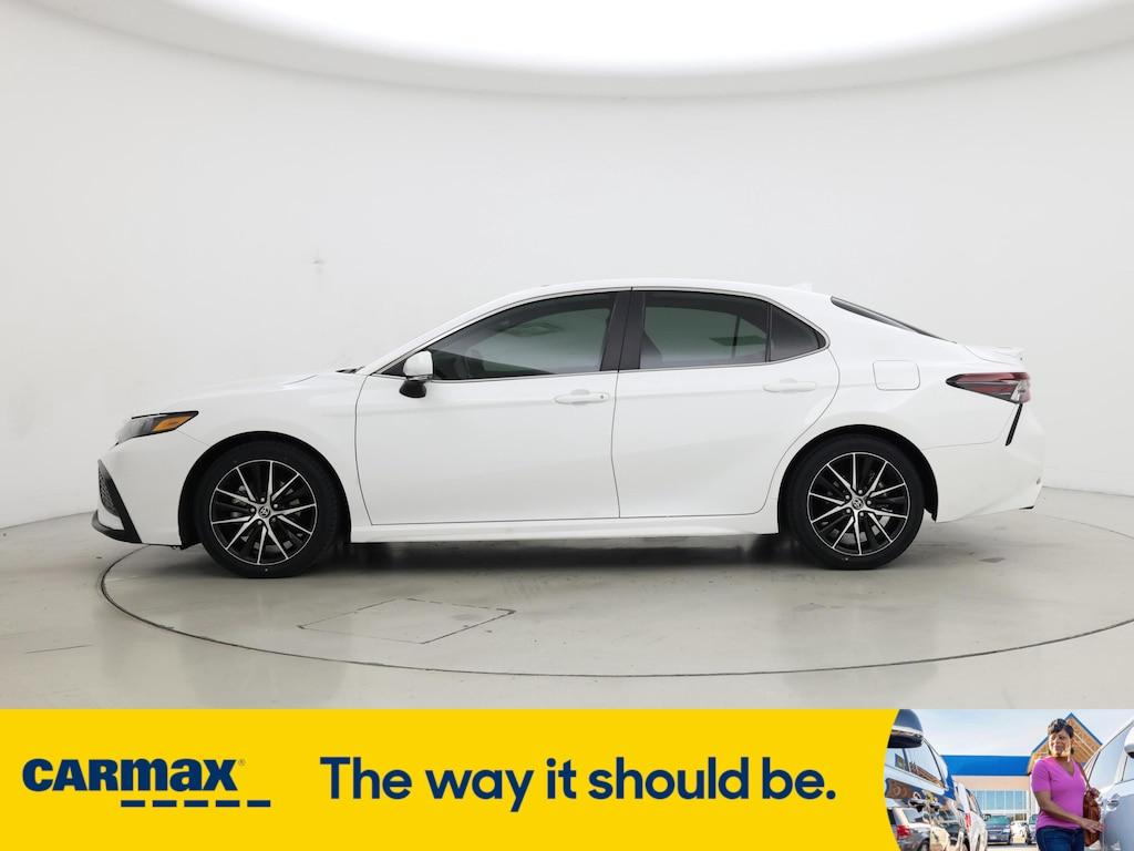used 2022 Toyota Camry Hybrid car, priced at $27,998