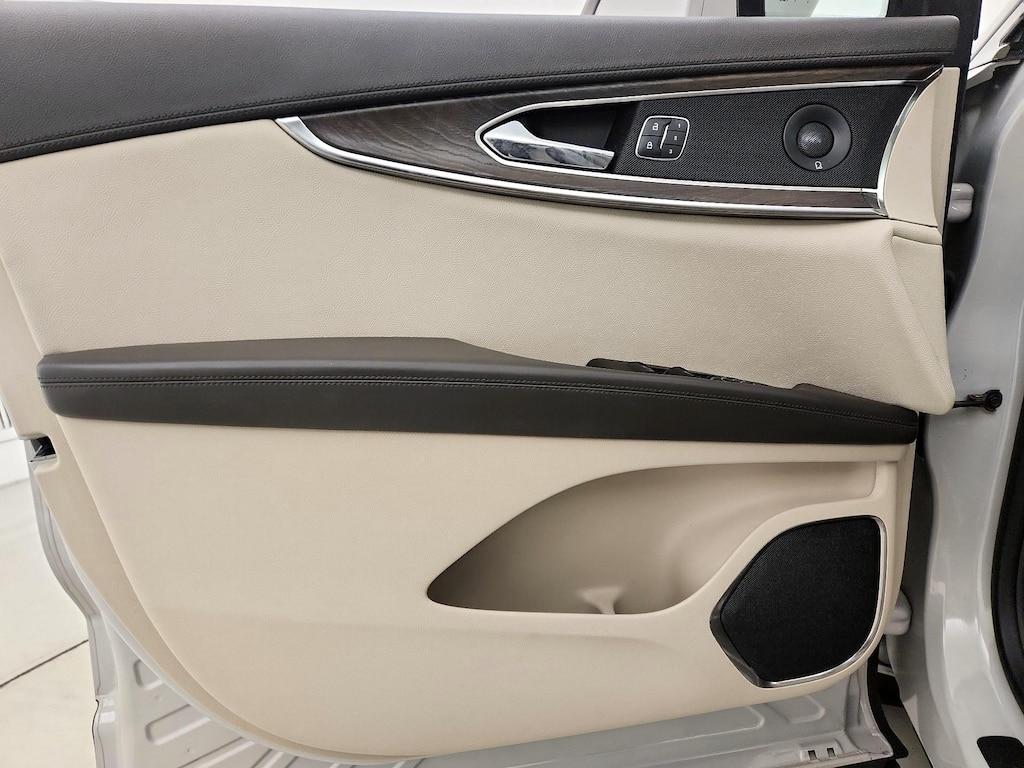 used 2020 Lincoln Nautilus car, priced at $26,998