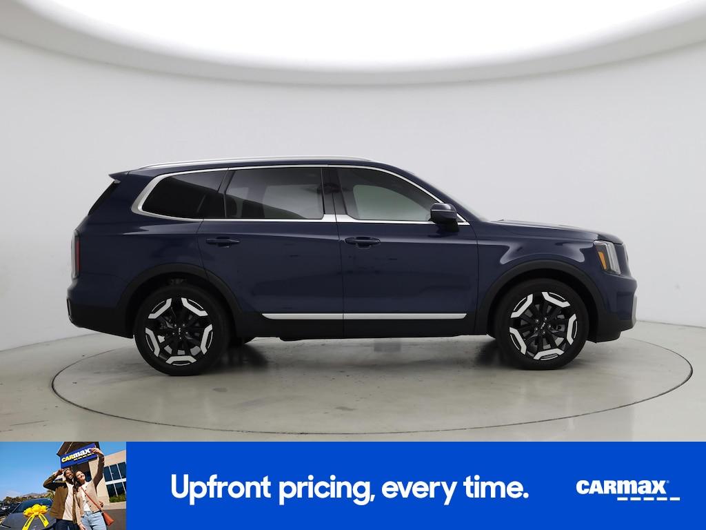 used 2024 Kia Telluride car, priced at $39,998