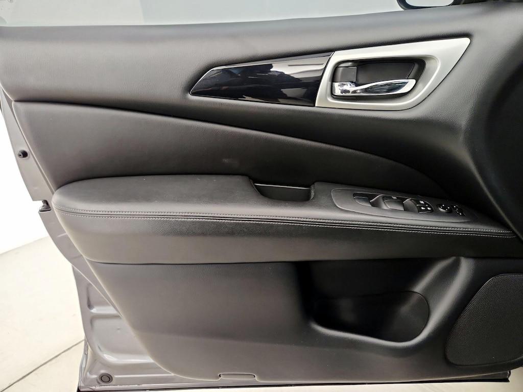 used 2018 Nissan Pathfinder car, priced at $13,998