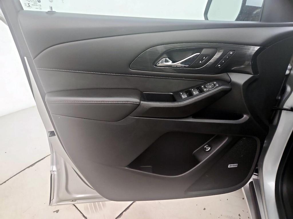 used 2022 Chevrolet Traverse car, priced at $36,998