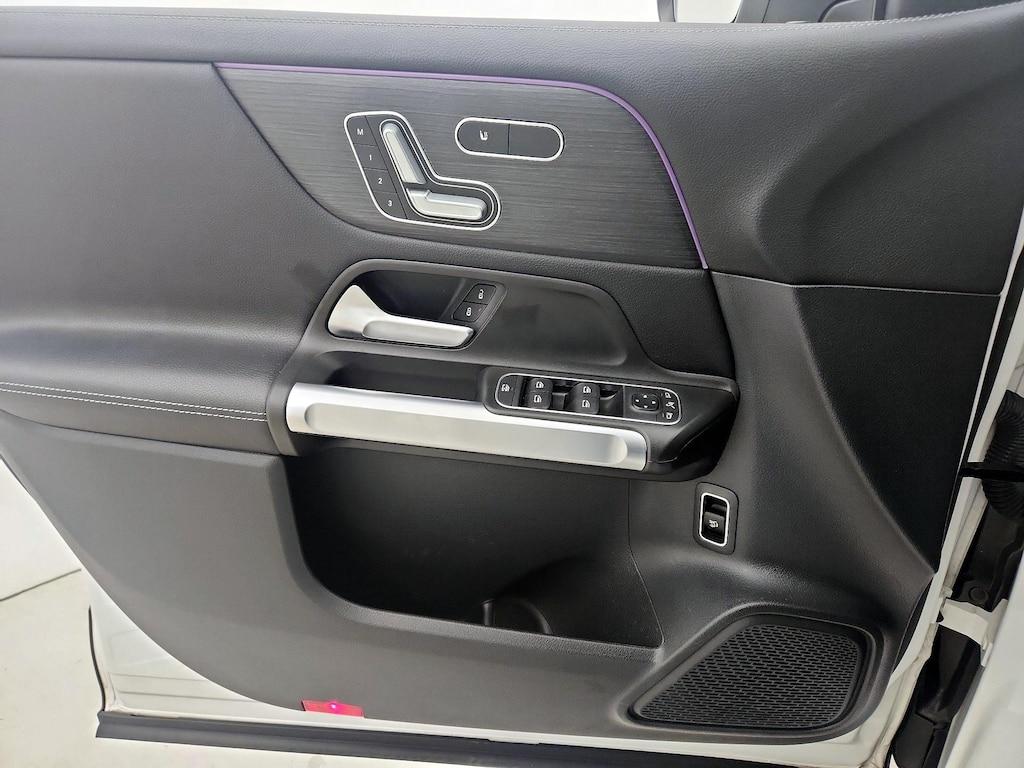 used 2021 Mercedes-Benz GLB 250 car, priced at $27,998