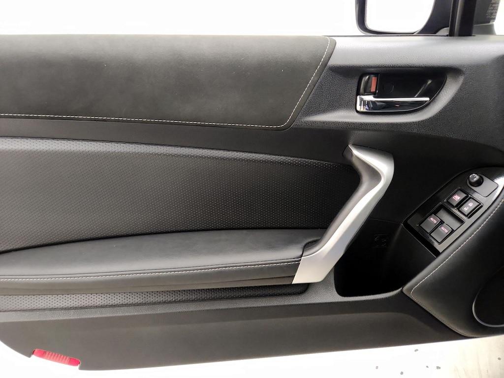 used 2020 Toyota 86 car, priced at $27,998