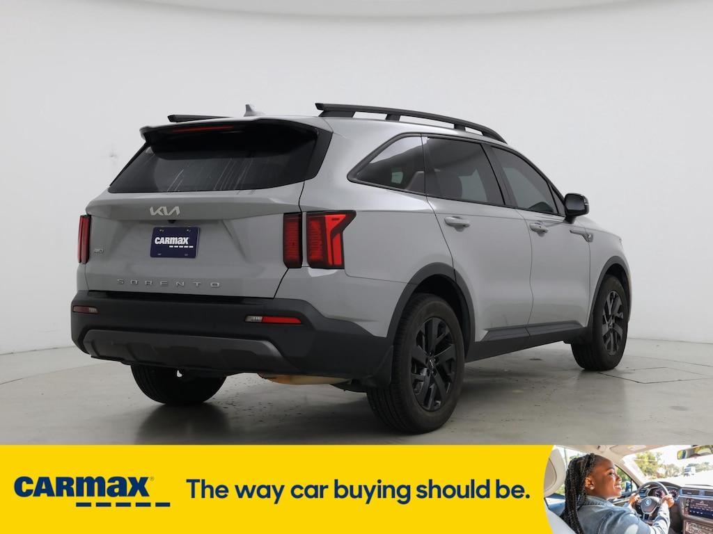 used 2022 Kia Sorento car, priced at $22,998