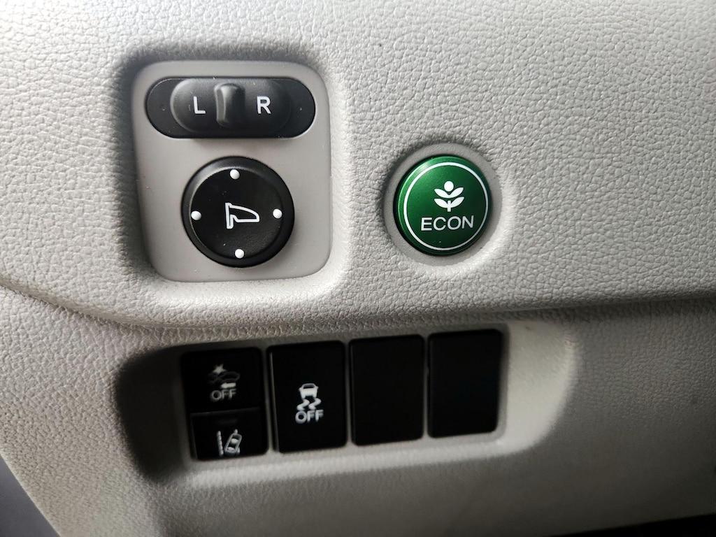 used 2021 Honda Pilot car, priced at $27,998