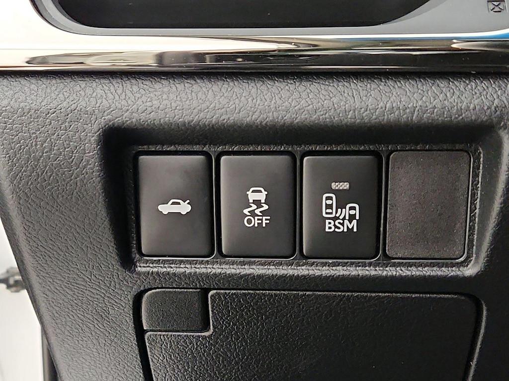 used 2013 Toyota Avalon Hybrid car, priced at $14,998