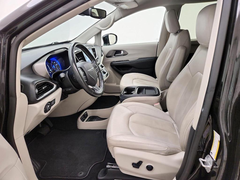 used 2020 Chrysler Pacifica car, priced at $24,998