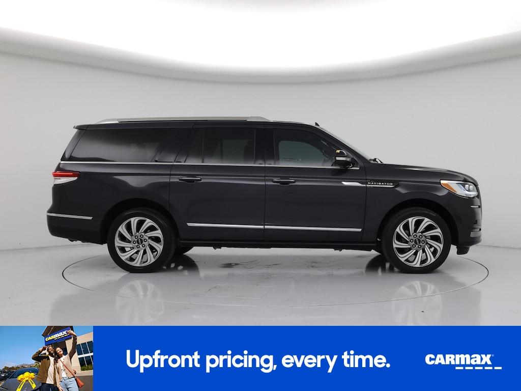 used 2023 Lincoln Navigator L car, priced at $62,998