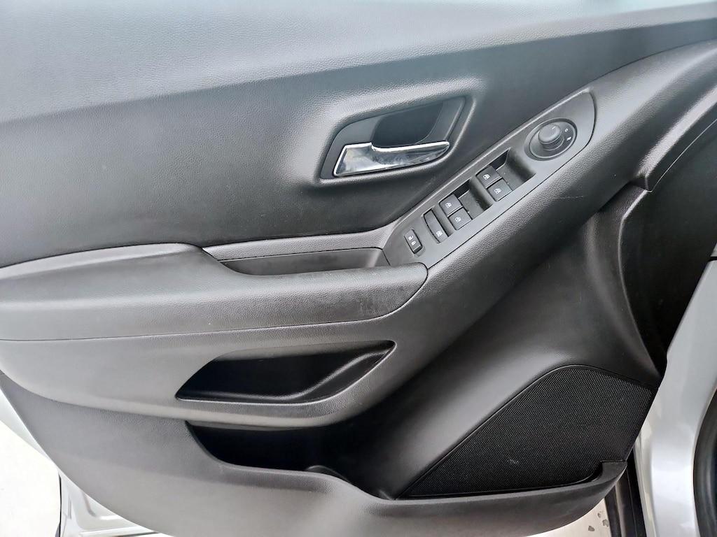 used 2021 Chevrolet Trax car, priced at $16,998
