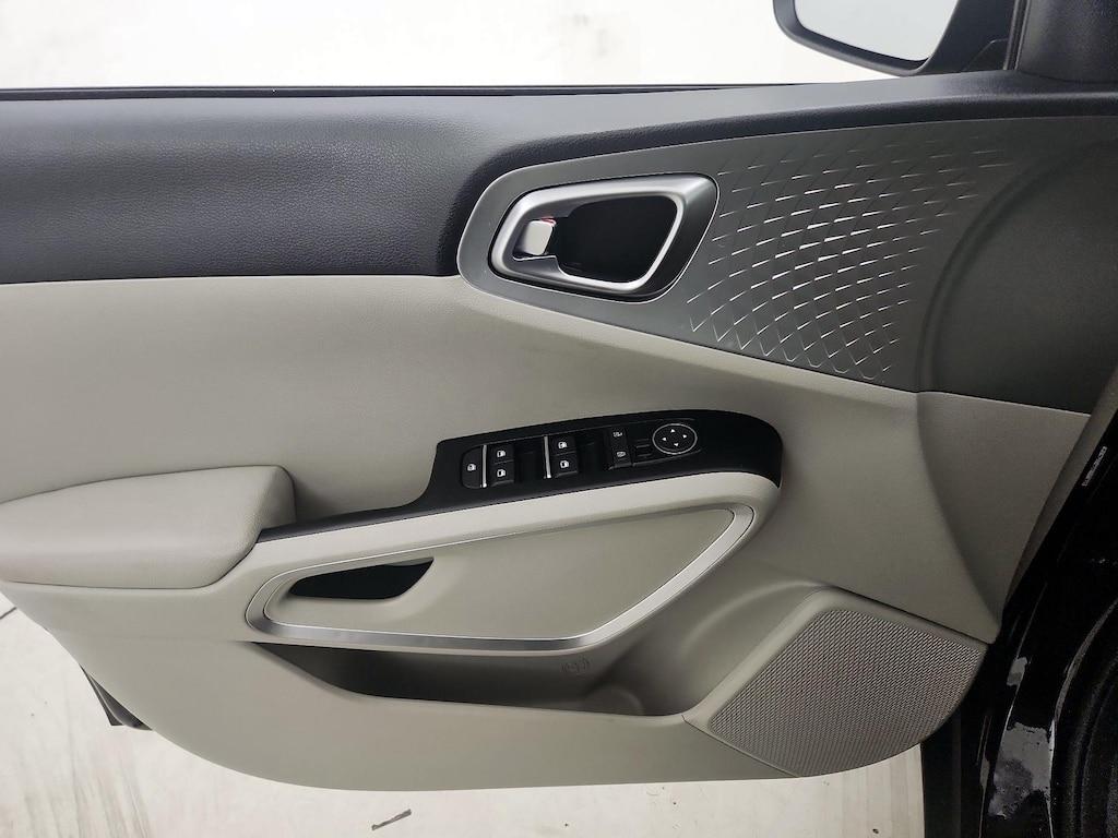 used 2024 Kia Soul car, priced at $19,998