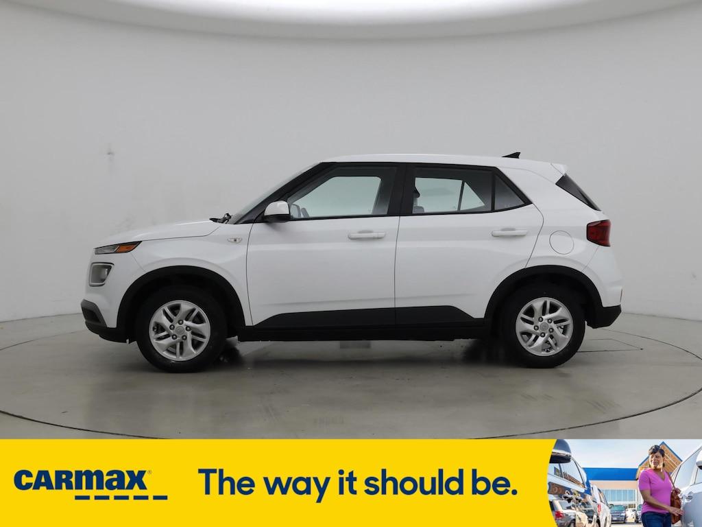 used 2022 Hyundai Venue car, priced at $17,998