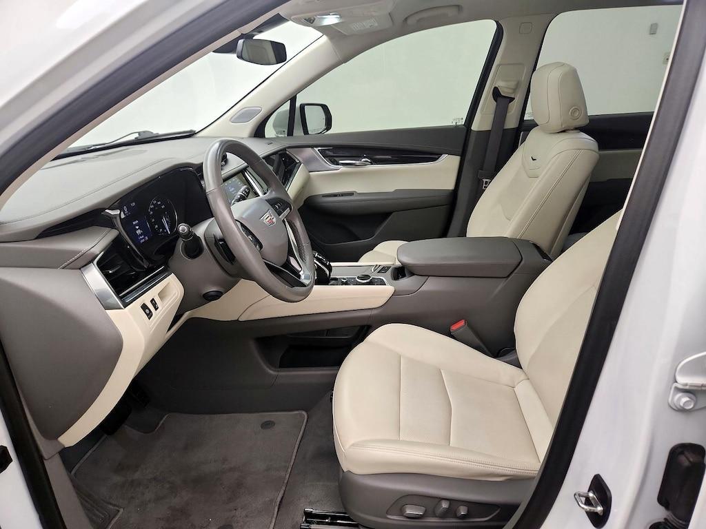 used 2022 Cadillac XT6 car, priced at $38,998
