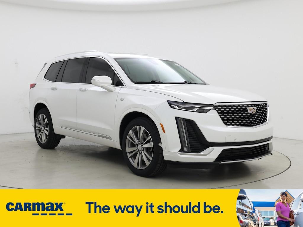 used 2022 Cadillac XT6 car, priced at $38,998