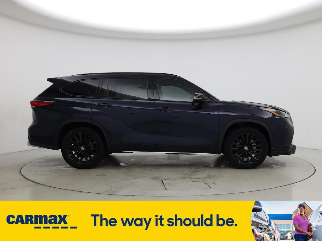used 2023 Toyota Highlander car, priced at $40,998