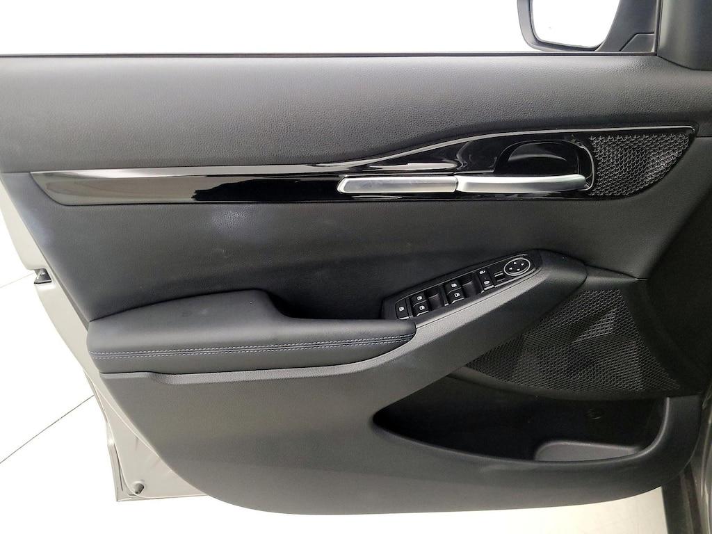 used 2023 Kia Seltos car, priced at $23,998