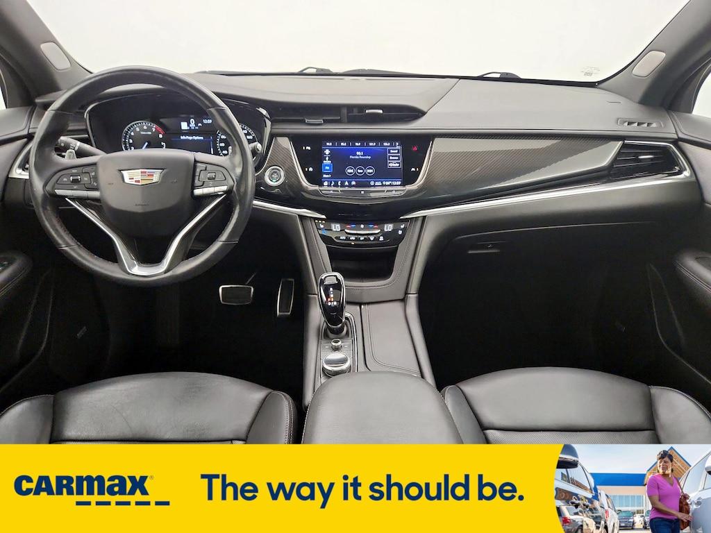 used 2020 Cadillac XT6 car, priced at $30,998