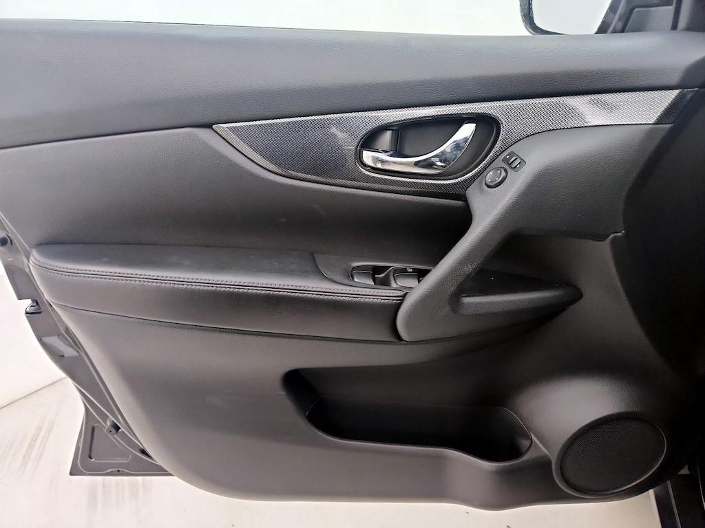 used 2014 Nissan Rogue car, priced at $13,599