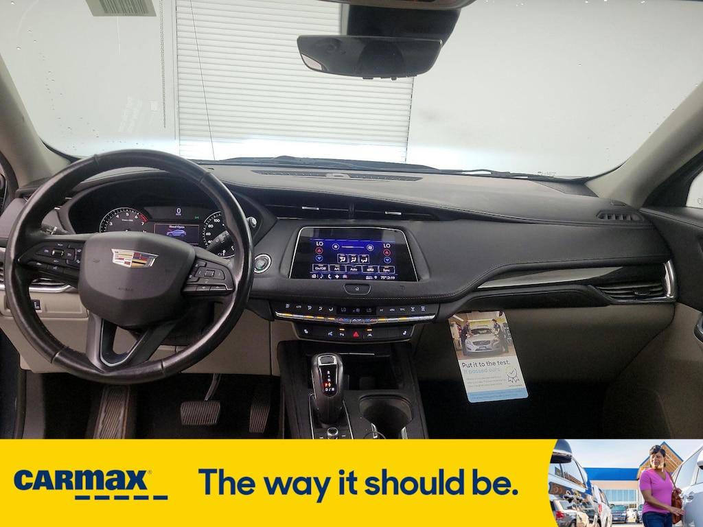 used 2019 Cadillac XT4 car, priced at $21,998