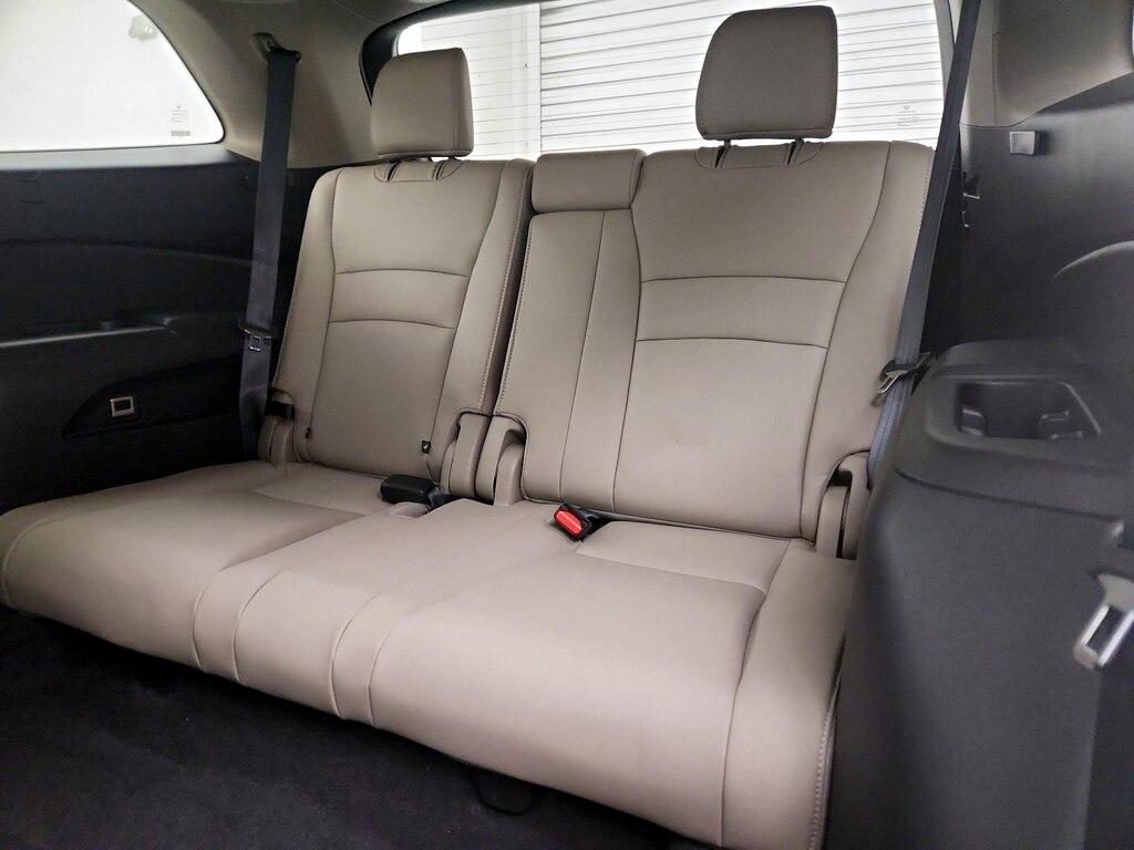 used 2021 Honda Pilot car, priced at $29,998